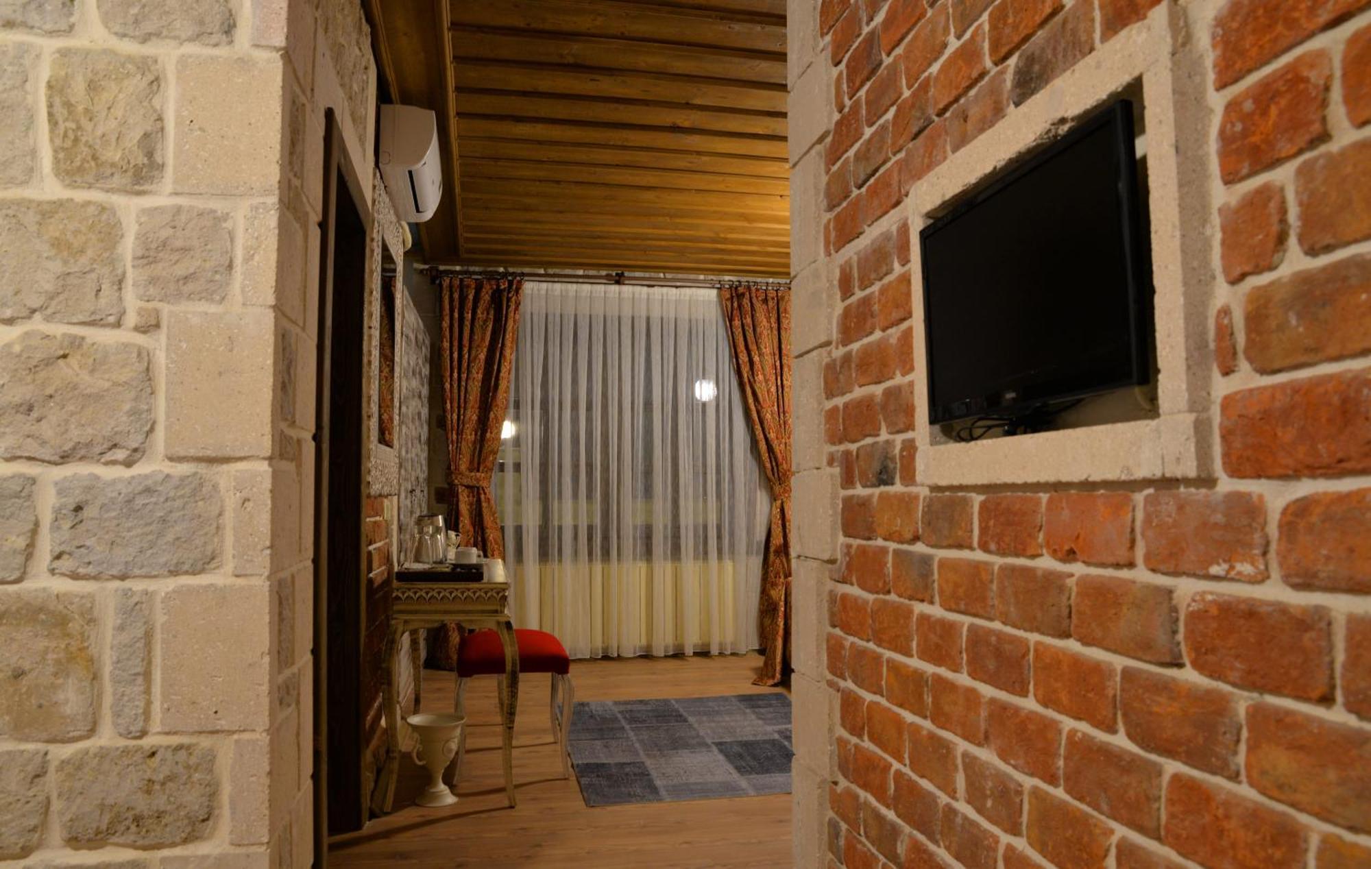 Elevres Stone House Hotel Ürgüp Bagian luar foto