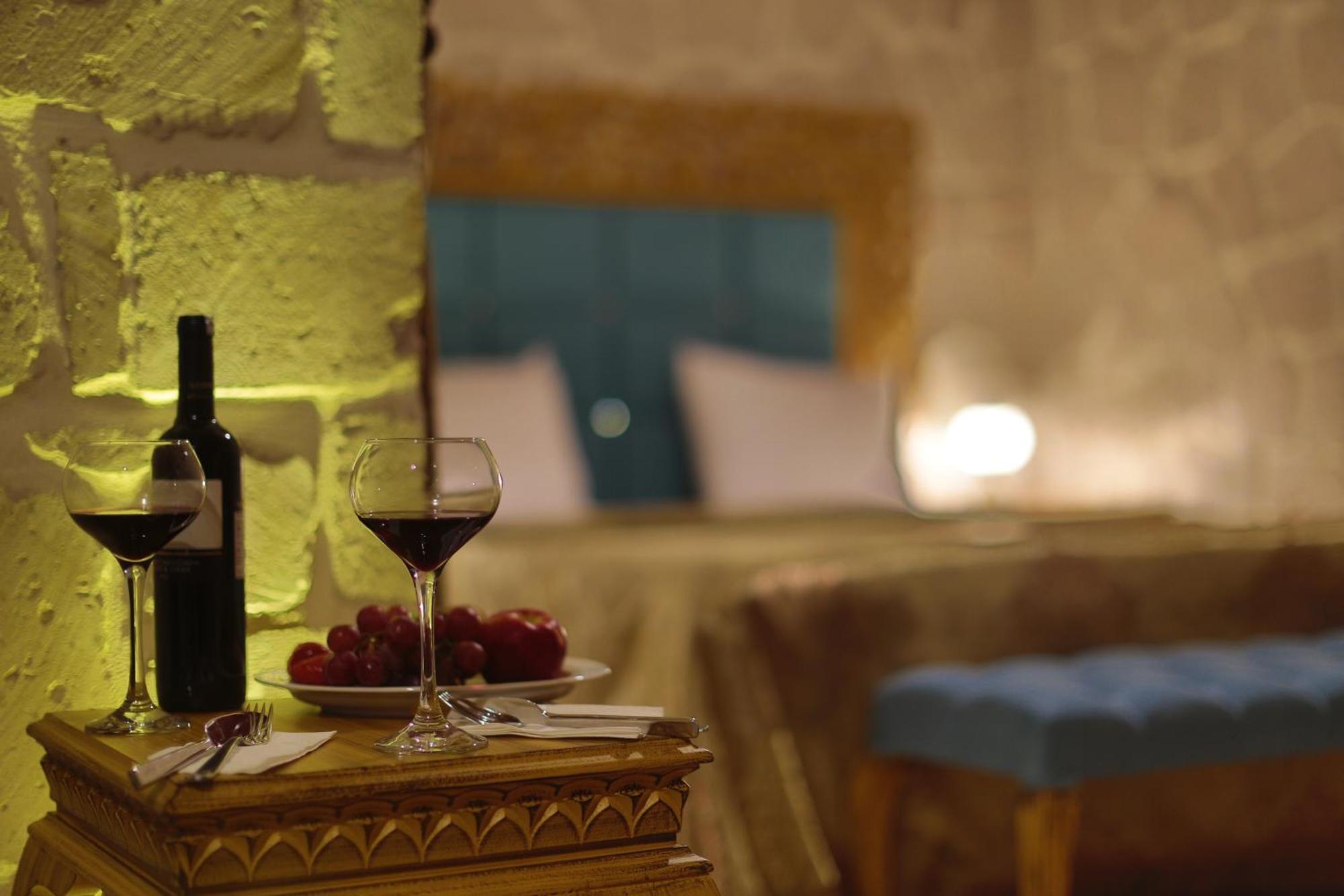 Elevres Stone House Hotel Ürgüp Bagian luar foto